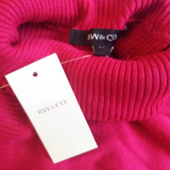 RW&CO Fuchsia Turtleneck Sweater, Size S - Picture 2 of 7